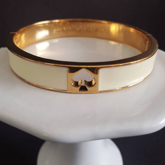 Kate Spade Hinged‎ Bangle Hole Punch Cream Enamel and Gold Plate Casual Everyday - Picture 7 of 11